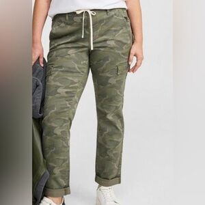 Torrid Weekend Straight Cargo Pant Size L/0R